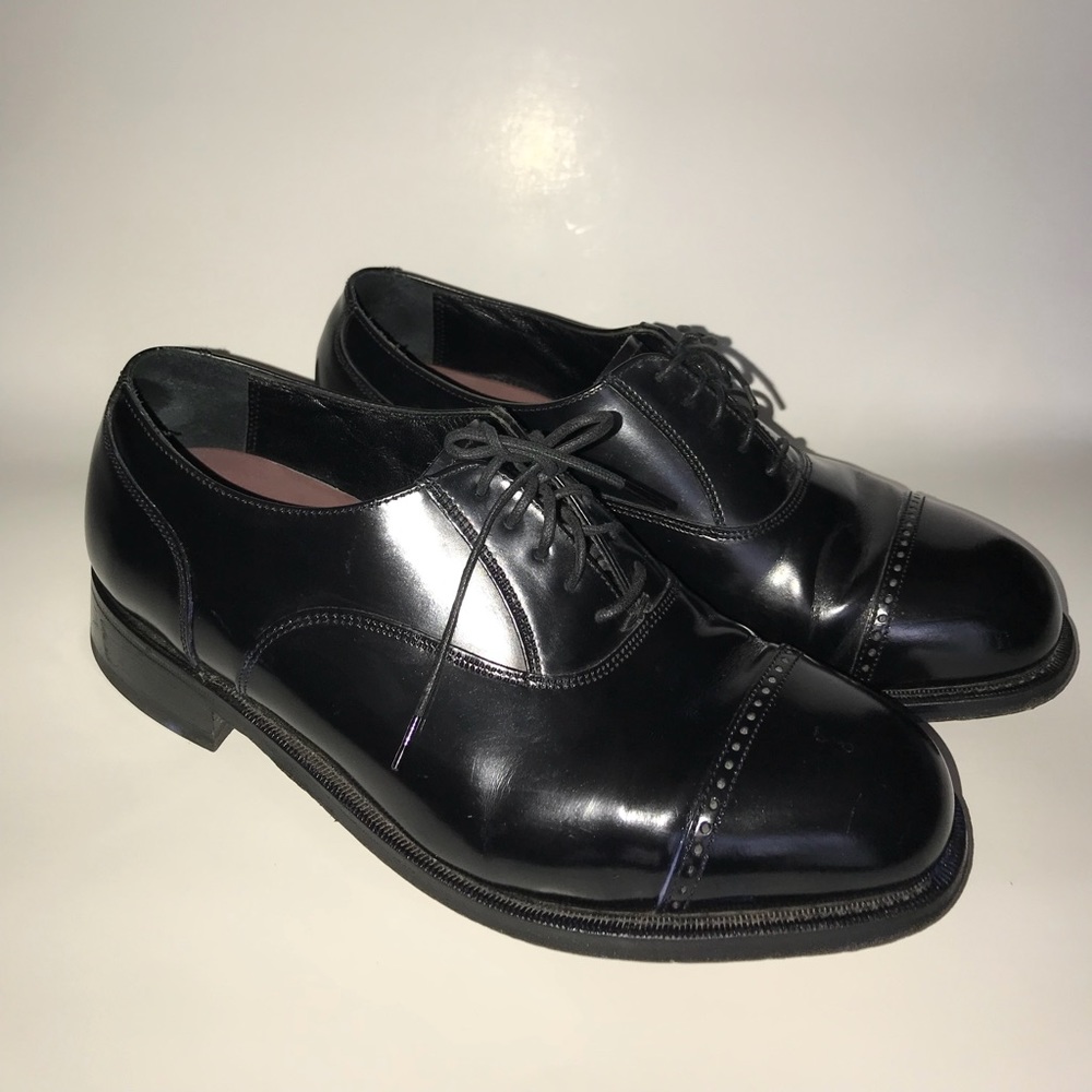 Florsheim men’s dress shoes color red wine 9.5